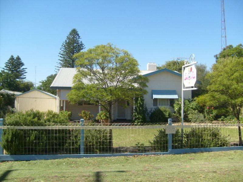 33 Lake Avenue, Barmera SA 5345