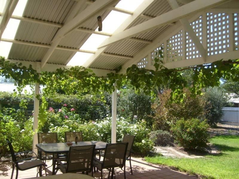 33 Lake Avenue, Barmera SA 5345