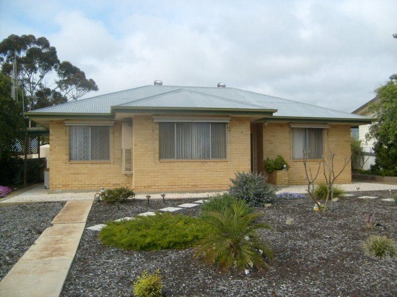 27 Fleming Street, Moorook South SA 5332