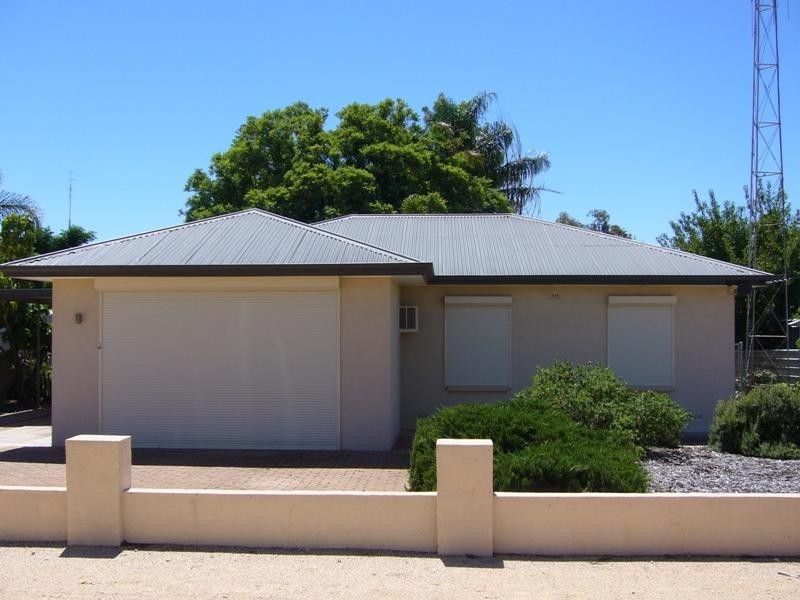 13 Cornwall Street, Berri SA 5343