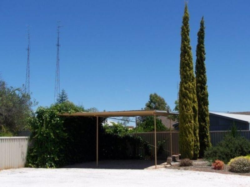 32 Lawrie Street, Waikerie SA 5330