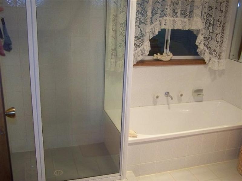 2 Saphire Street, Morgan SA 5320