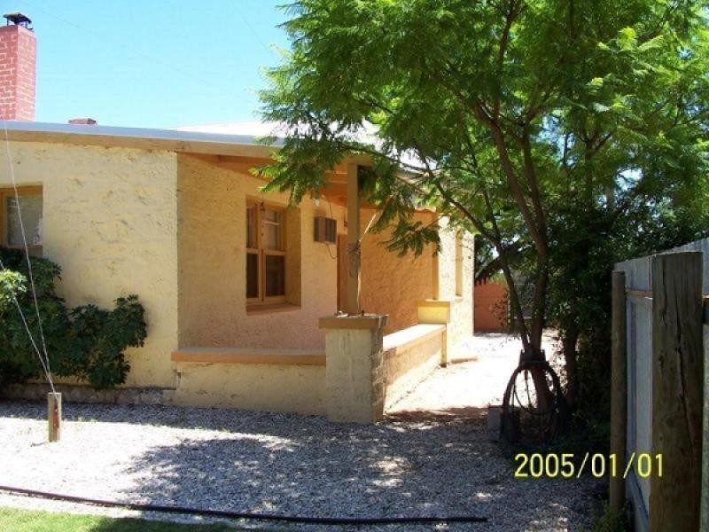 2 – 4 Smith Street, Cadell SA 5321