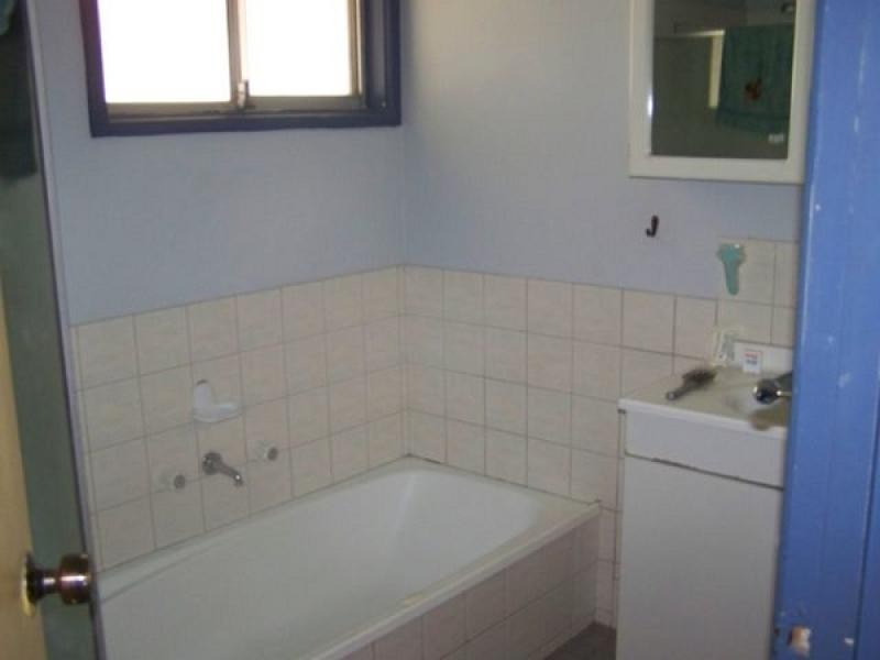 8 Egerton Street, Blanchetown SA 5357