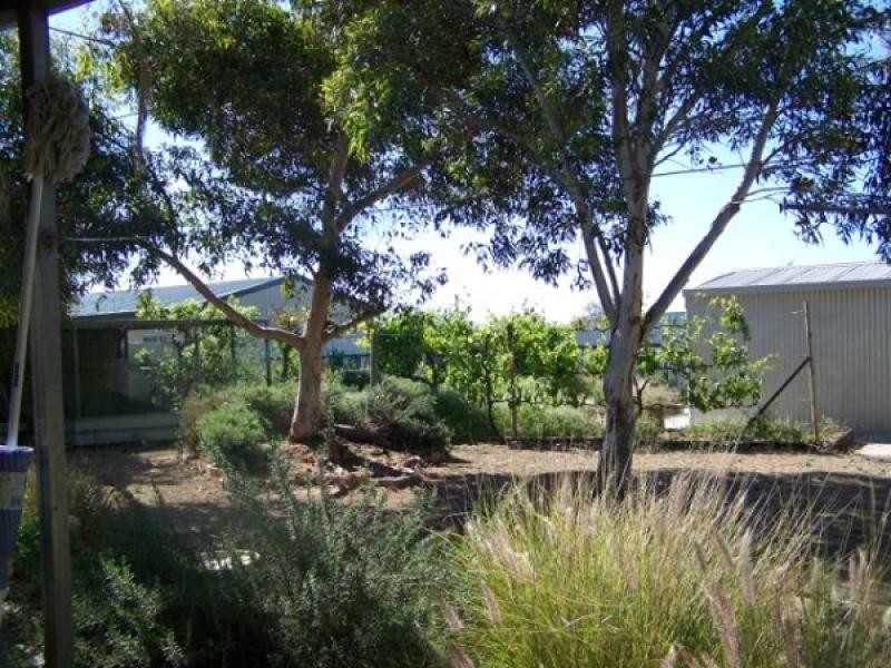 8 Egerton Street, Blanchetown SA 5357