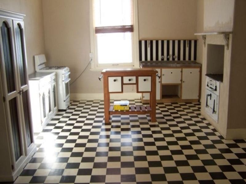 25 Fifth Street, Morgan SA 5320