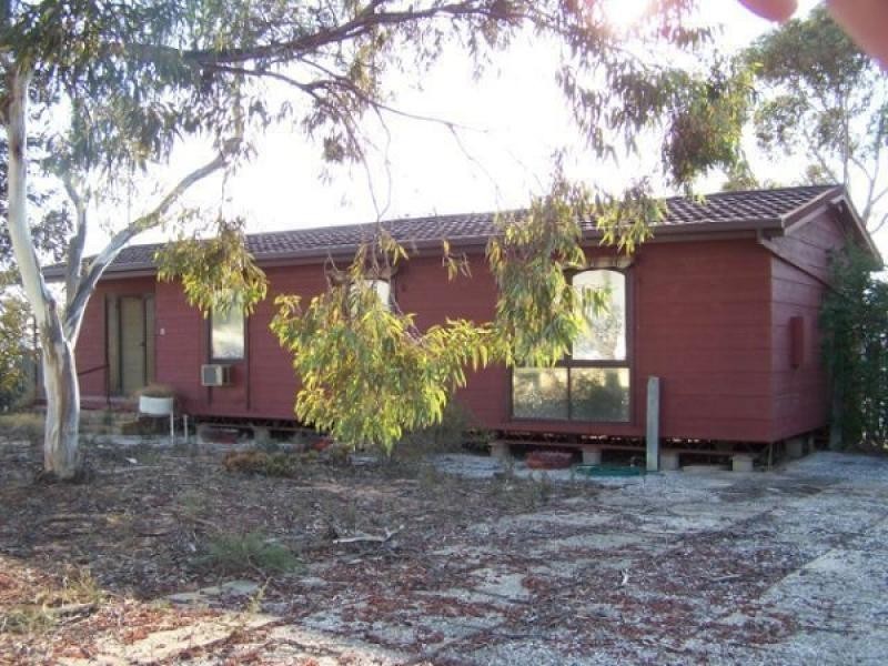 8 Halsey Street, Blanchetown SA 5357