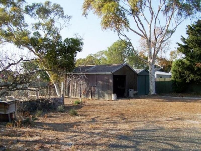 8 Halsey Street, Blanchetown SA 5357