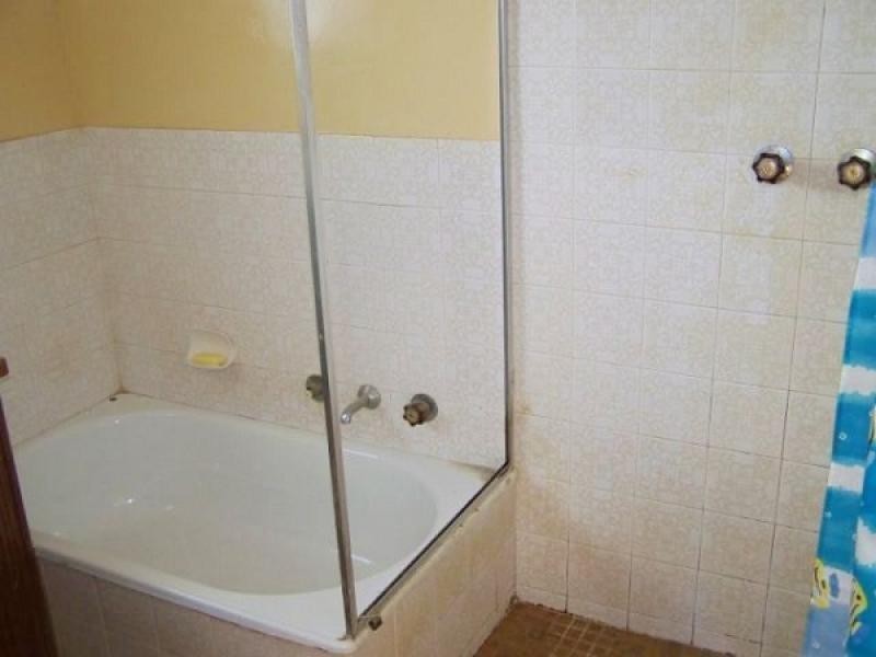 8 Halsey Street, Blanchetown SA 5357