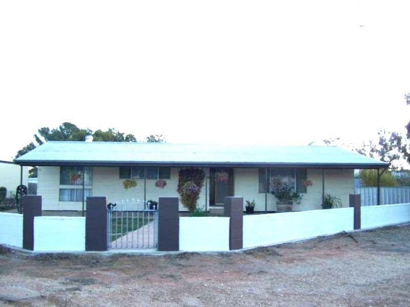23 Sixth Street, Morgan SA 5320