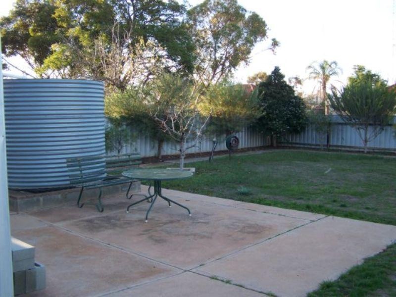 23 Sixth Street, Morgan SA 5320