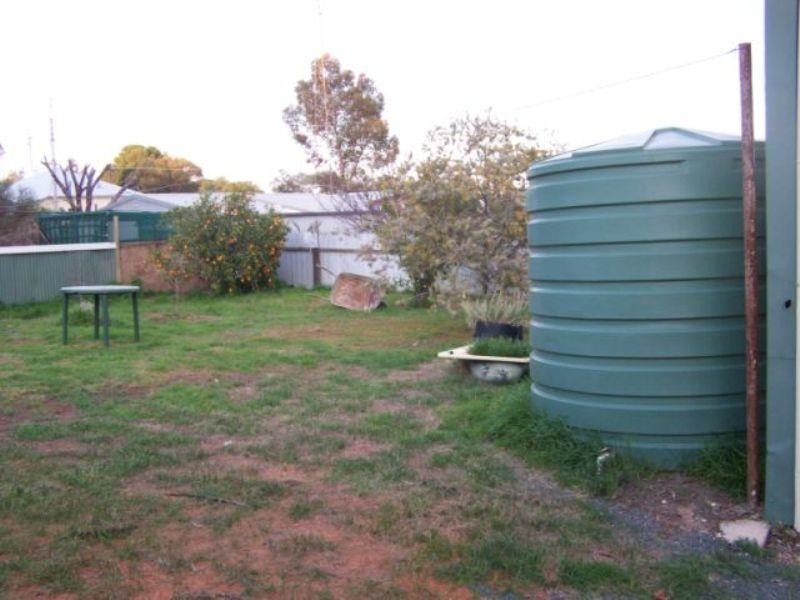 14 Third Street, Morgan SA 5320