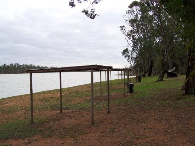 Lot 22 Paisley Holiday Estate, Blanchetown SA 5357