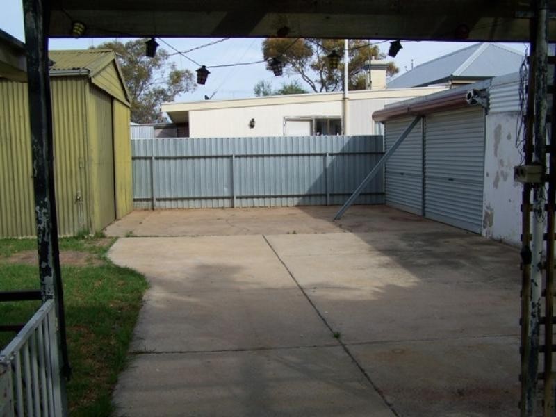 3 Second Street, Morgan SA 5320