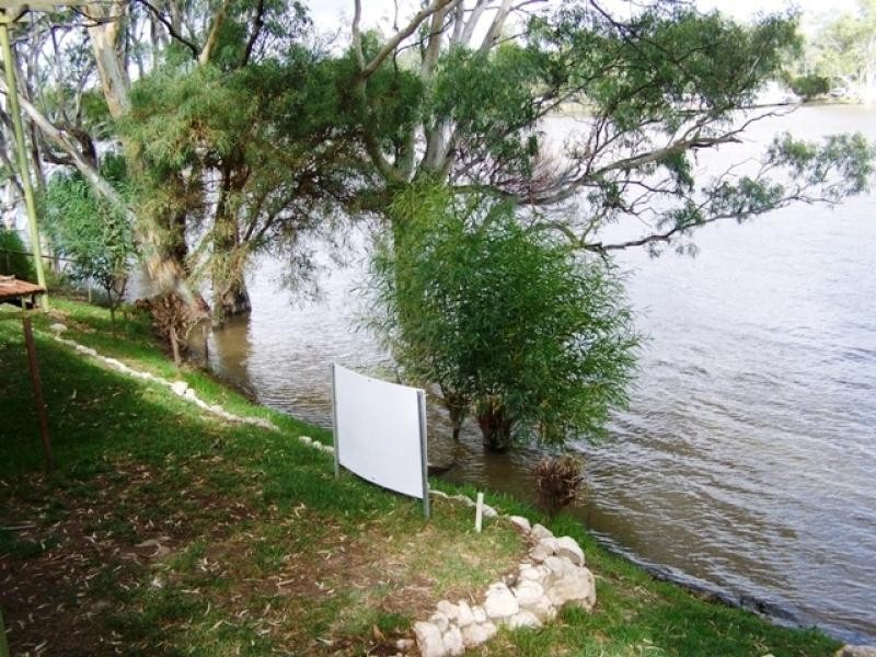 Lot 30 North West Bend, Morgan SA 5320