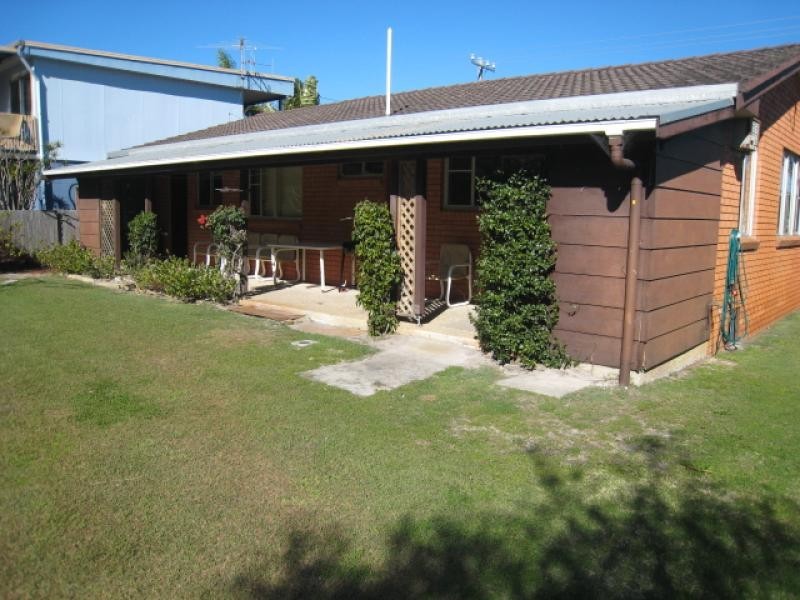 15 STRAIGHT STREET, Hat Head NSW 2440