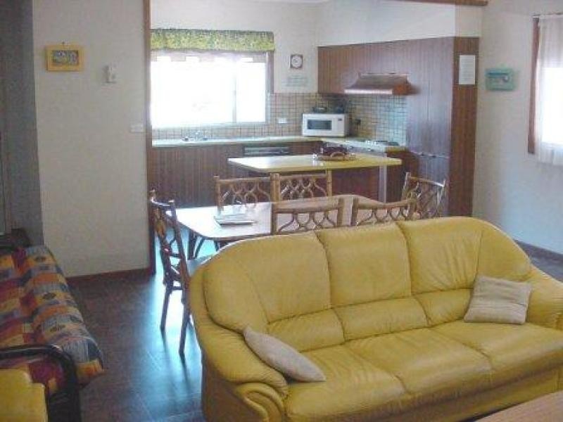 6 Bay St, Hat Head NSW 2440