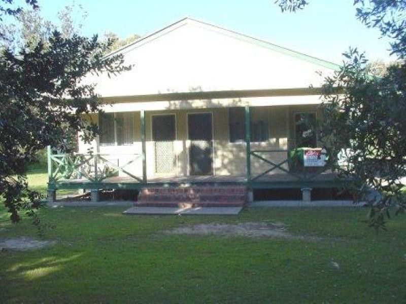 6 Bay St, Hat Head NSW 2440