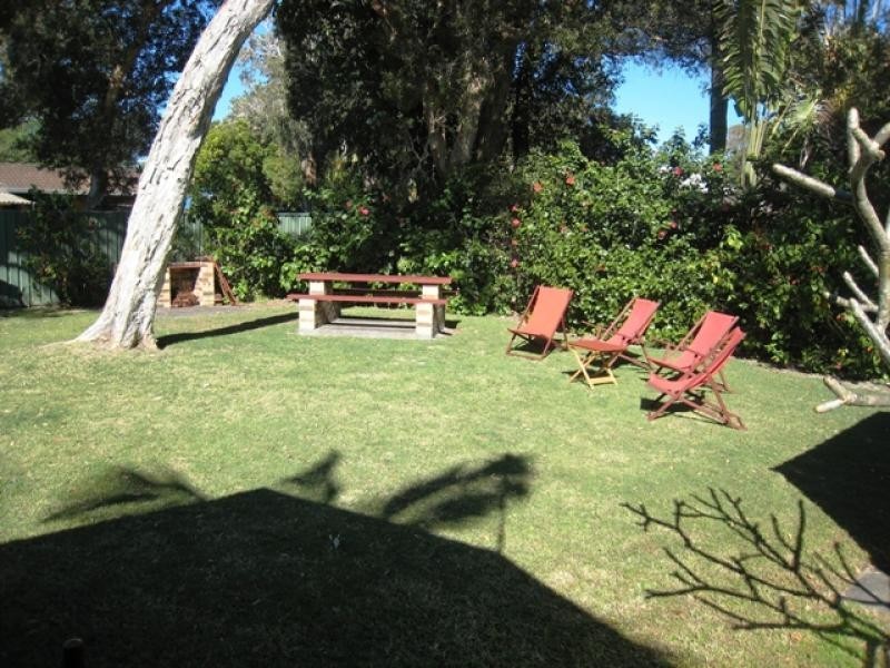 6 Hutcheson Street, Hat Head NSW 2440