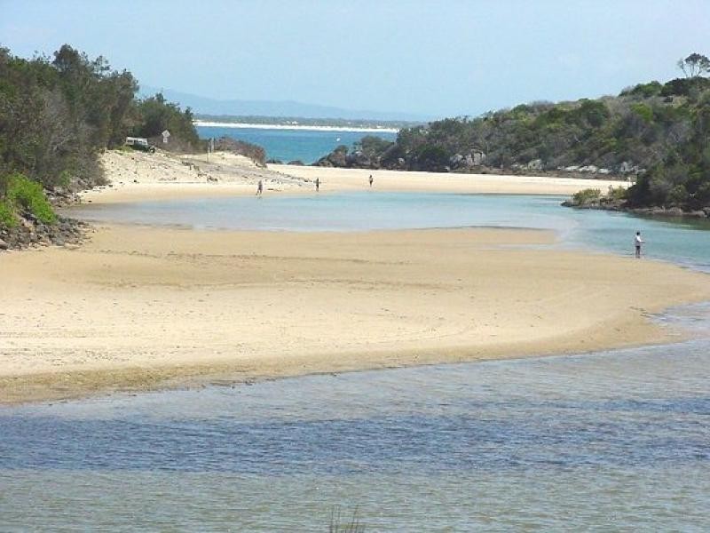 27 Marlin Cct, Hat Head NSW 2440