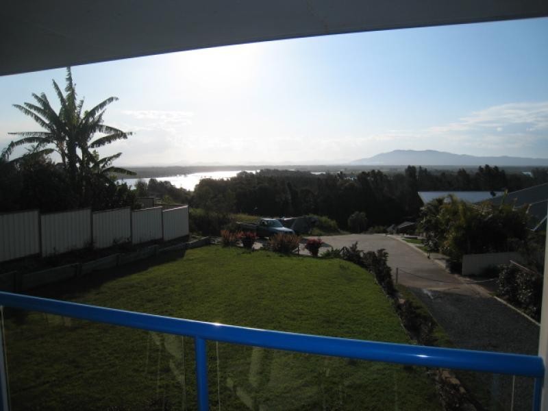 1 Salmon Cct, South West Rocks NSW 2431