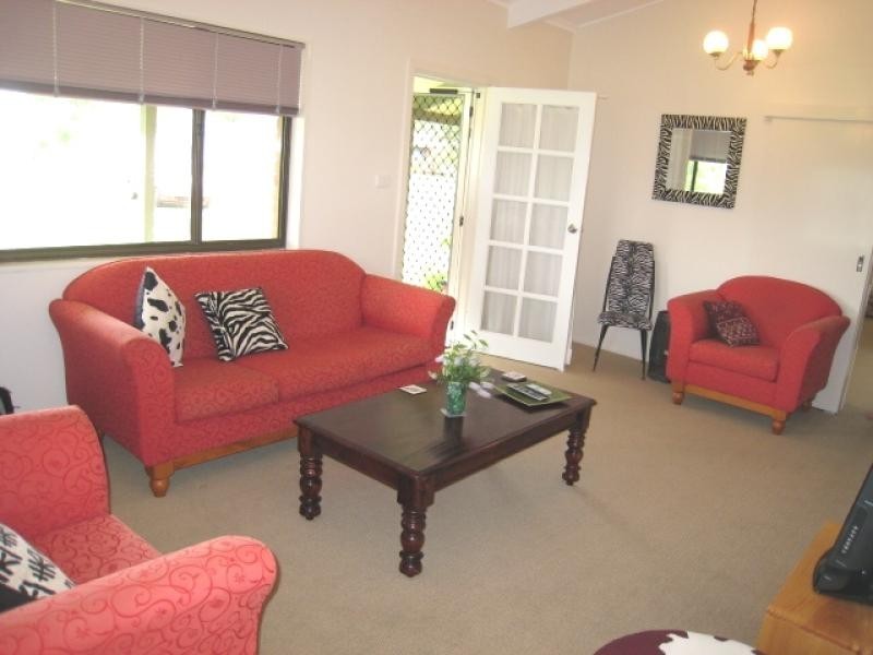 18 Straight Street, Hat Head NSW 2440