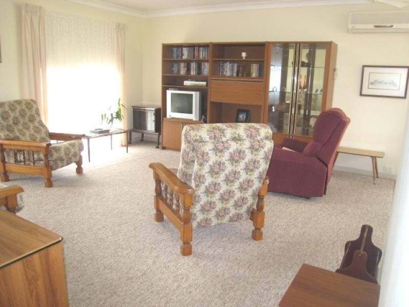 7 Creek St, Hat Head NSW 2440