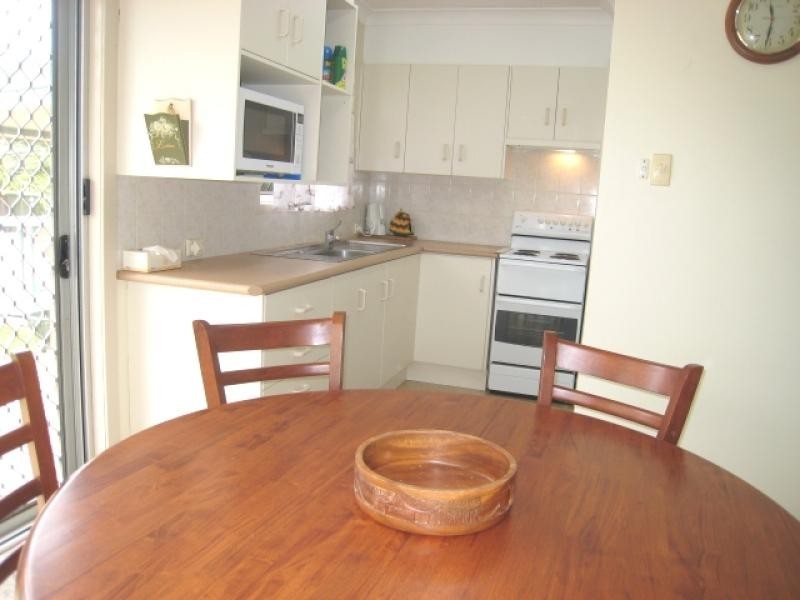 7 Creek St, Hat Head NSW 2440