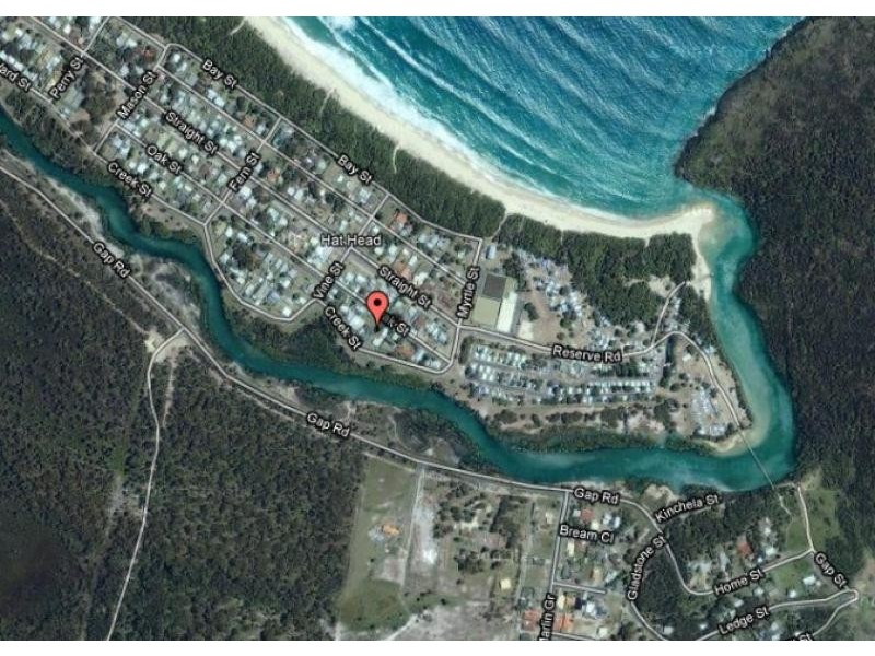 7 Creek St, Hat Head NSW 2440