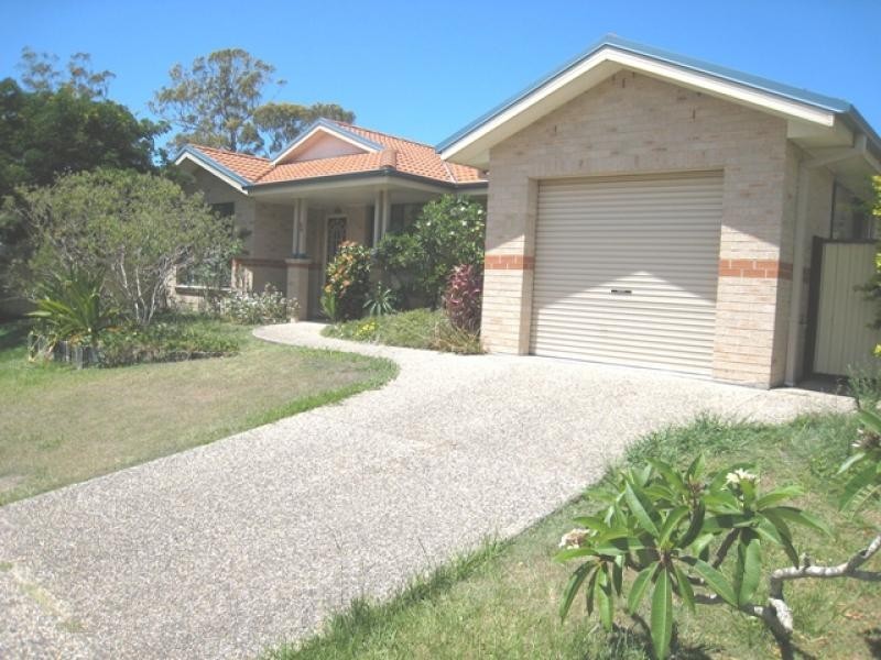 1 Everglades Pl, South West Rocks NSW 2431
