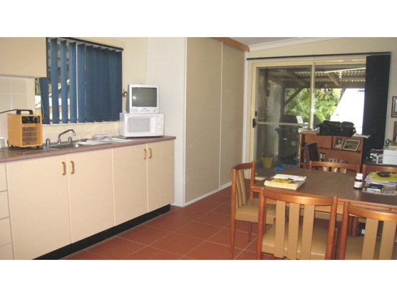 41 Straight St, Hat Head NSW 2440