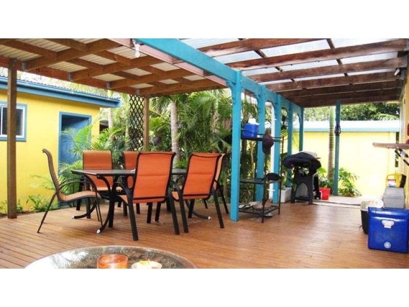 41 Straight St, Hat Head NSW 2440