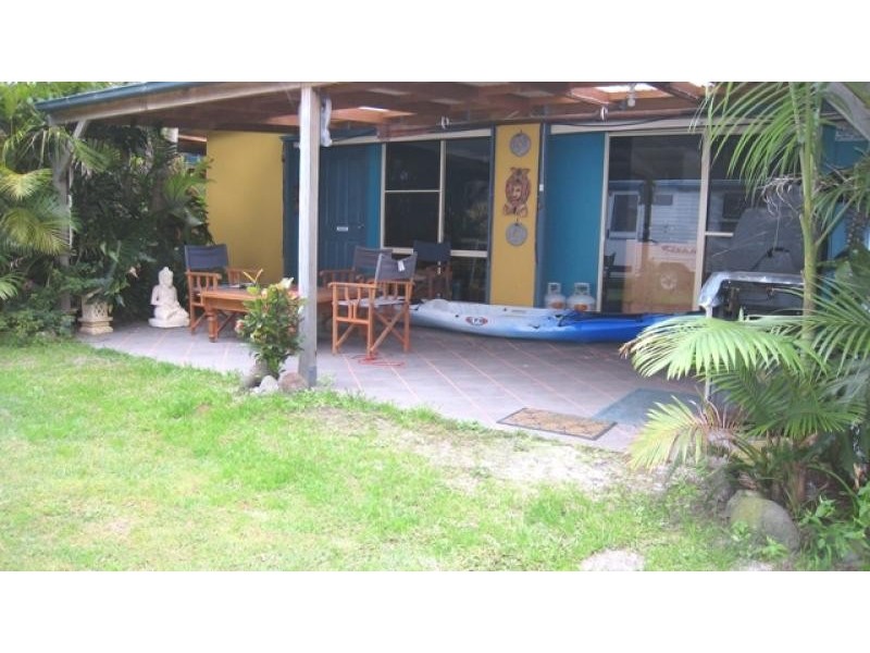 41 Straight St, Hat Head NSW 2440