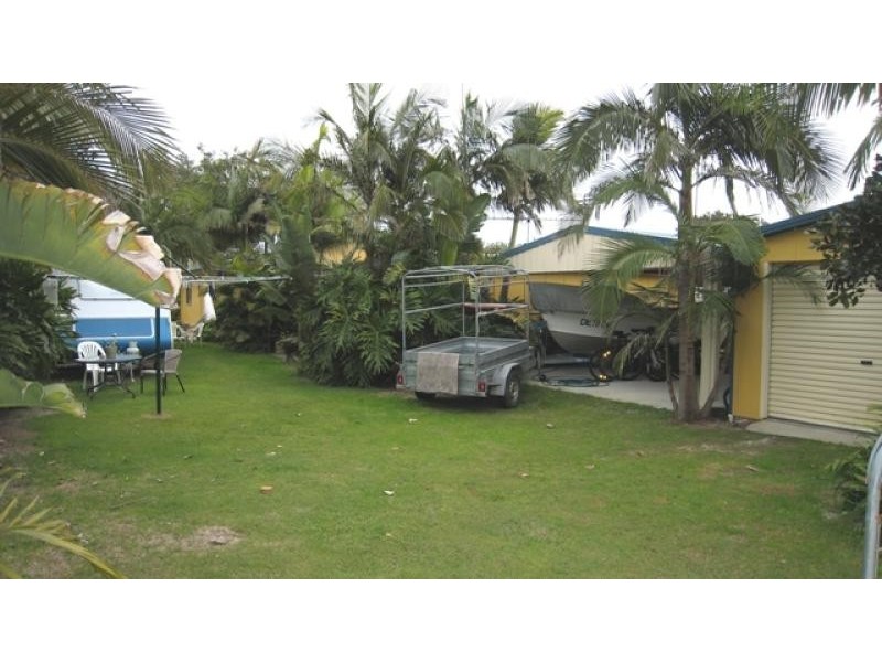 41 Straight St, Hat Head NSW 2440