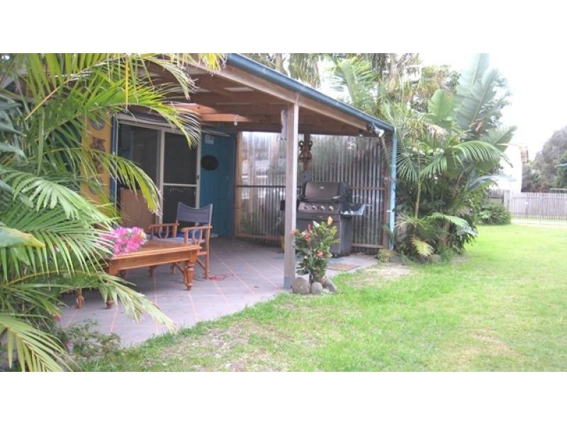 41 Straight St, Hat Head NSW 2440