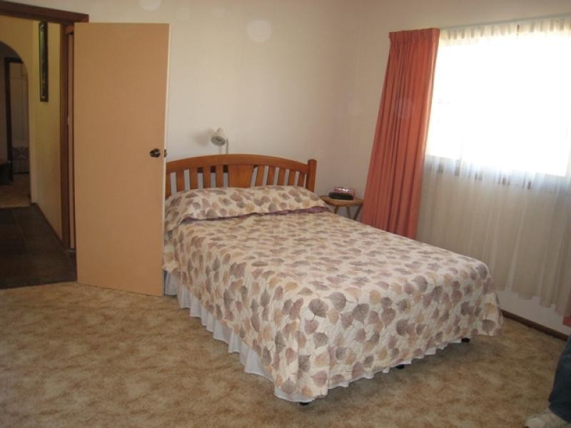 40 Bay St, Hat Head NSW 2440