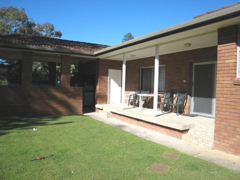 40 Bay St, Hat Head NSW 2440