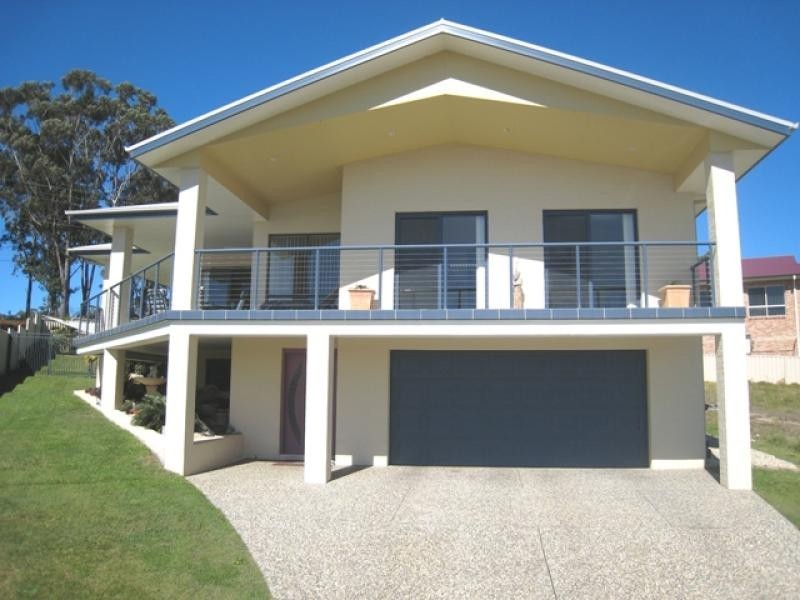 4 Sanders Place, South West Rocks NSW 2431