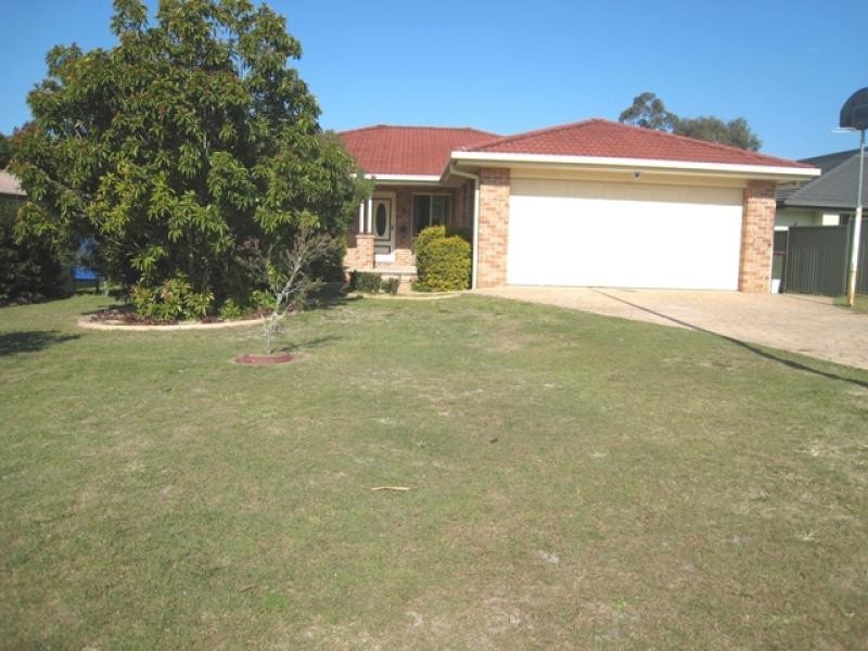 2 Newton Cl, South West Rocks NSW 2431