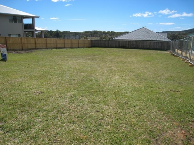 6 Rosedale Ave, South West Rocks NSW 2431