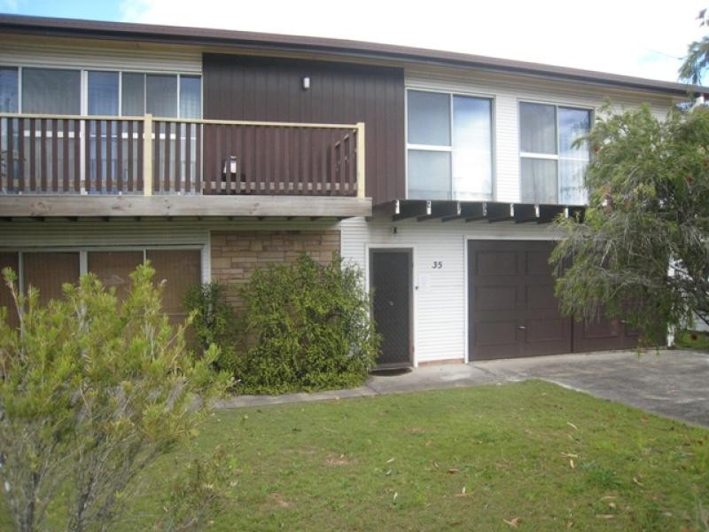 35 Mc Intyre St, South West Rocks NSW 2431