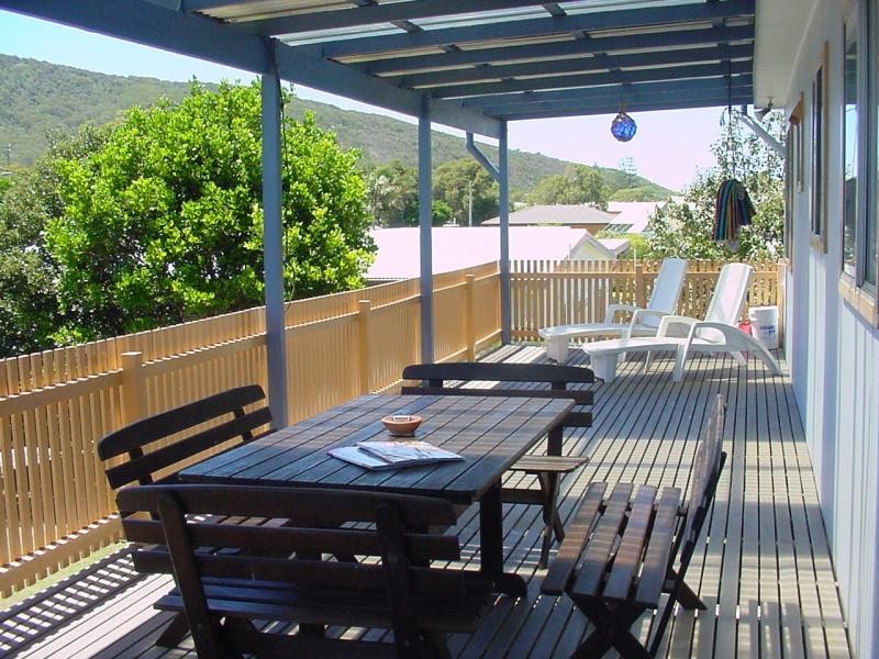 13 Straight St, Hat Head NSW 2440