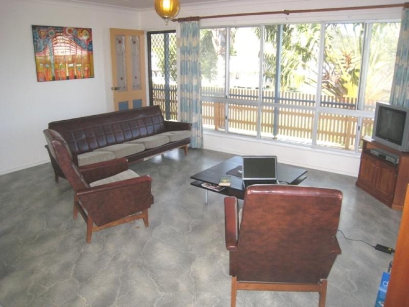 13 Straight St, Hat Head NSW 2440