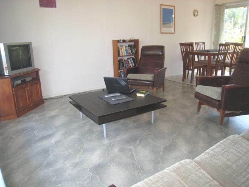 13 Straight St, Hat Head NSW 2440