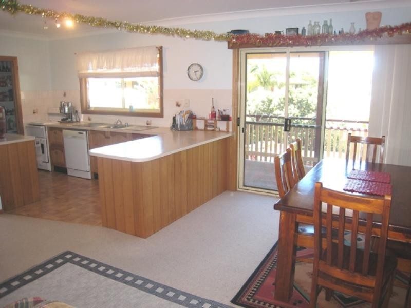 4 Schnapper Close, Hat Head NSW 2440