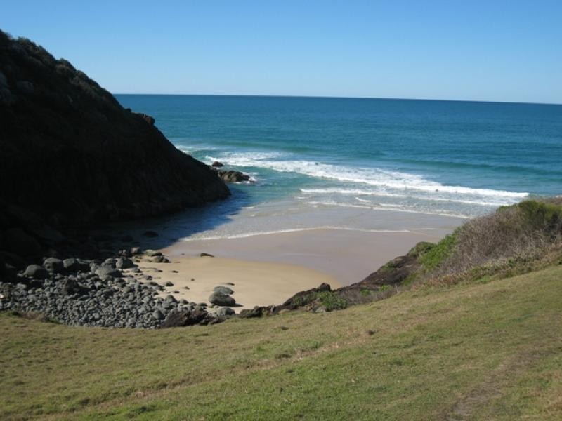 4 Schnapper Close, Hat Head NSW 2440