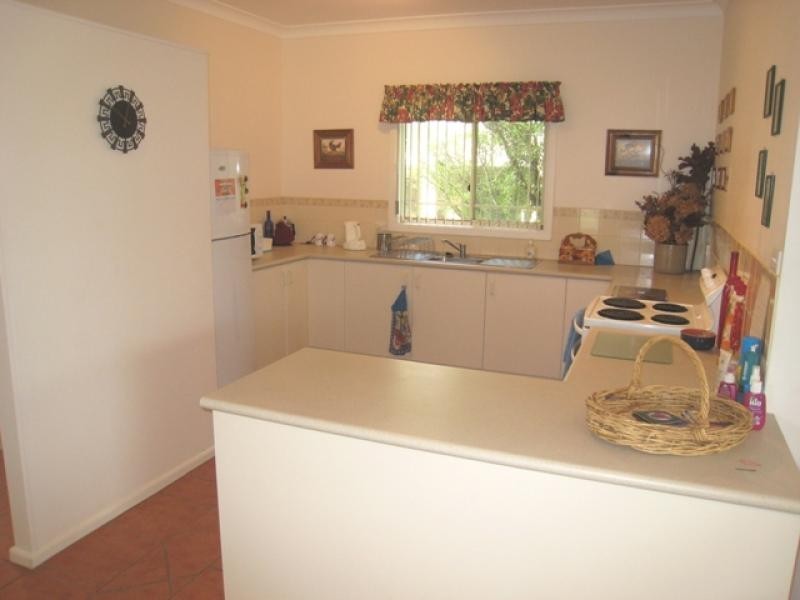 2 Straight St, Hat Head NSW 2440