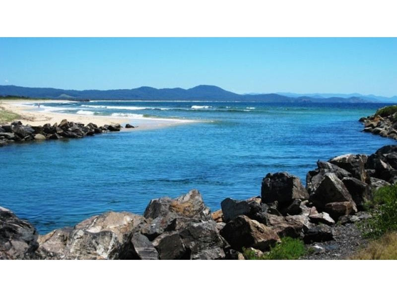 18 Gregory Street, South West Rocks NSW 2431