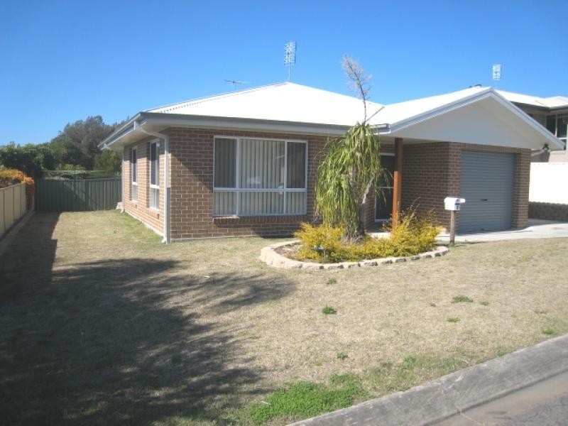 2 Links View Cl, South West Rocks NSW 2431