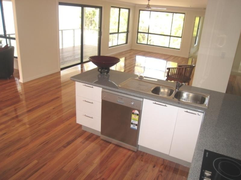 11 Yulgilbar Pl, South West Rocks NSW 2431